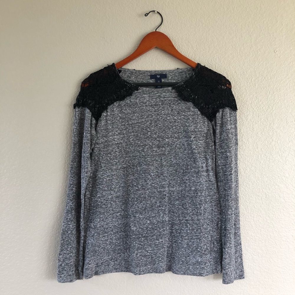 Gap Black Lace Shoulder Heather Gray Long Sleeve Top S